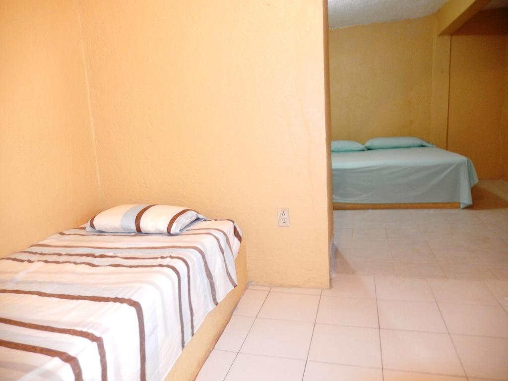 Hotel Evasion Acapulco Ruang foto
